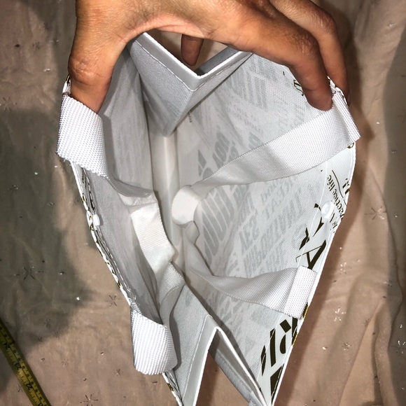 Lululemon gift bag - Picture 5 of 5